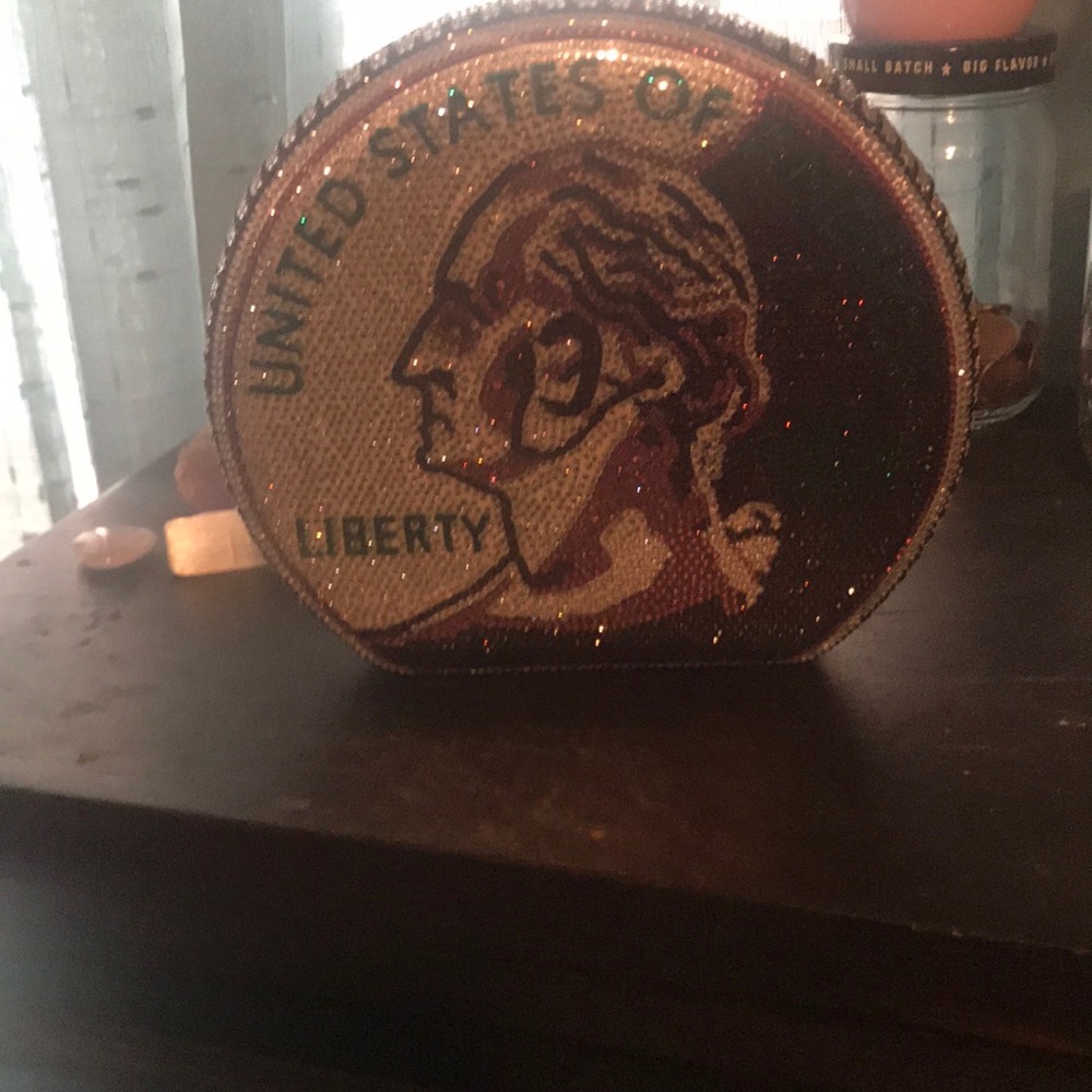 Purse - Picture 2 of 5
